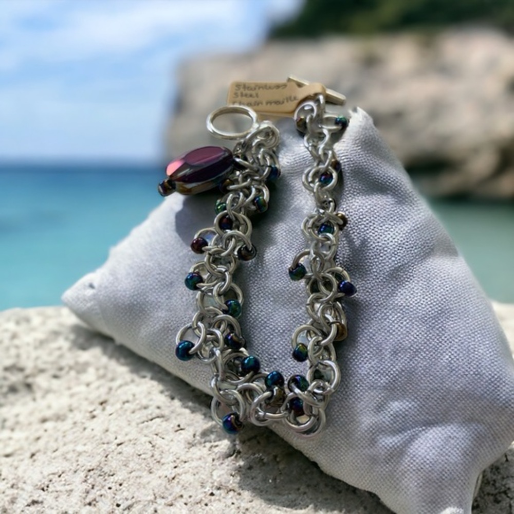 Mermaid vibes shaggy chainmaille bracelet